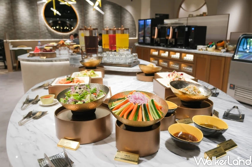 牛排半自助吃到飽回歸！朵頤牛排超過90道菜698元開吃，排餐自助吧吃到飽要衝。