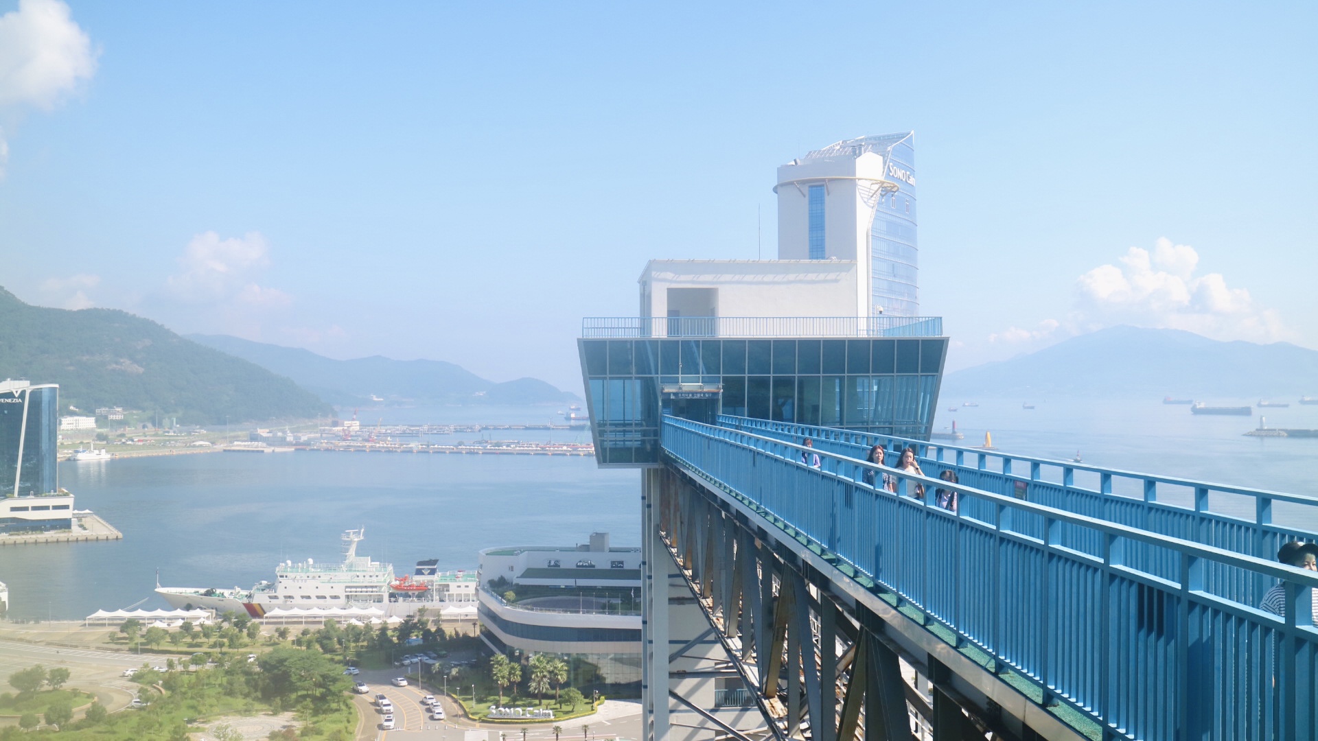 2023韓國麗水景點推薦！從海上纜車、高空滑索到光影美術館，帶你走進韓國最美海景城市