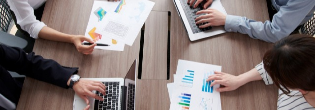 ロケットベース株式会社の【社長直下｜新規事業立ち上げ】SNS×人材紹介を0から動かす事業開発インターン｜AI活用・3ヶ月で1事業を完成させるのカバー画像