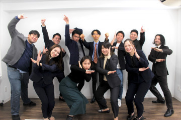 英語力が活かせる！急成長中の海外事業部を支える攻めのバックオフィスインターンの画像