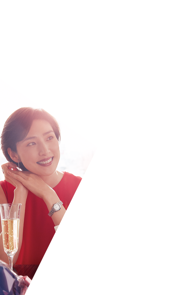 女優・天海祐希が演じる、人生の特別な5つの瞬間│WWD JAPAN