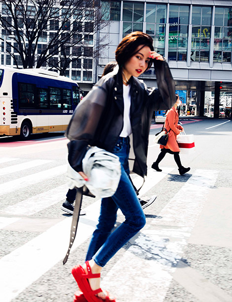 追いかけろ！ 街行くファッショニスタ10人のデニム・パパラッチ