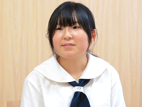 オーストラリア語学研修に参加予定の2年生瀬田さん