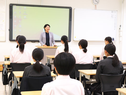 木内 美穂先生