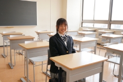 中学2年生のM.Y.さんはスカラシップ生（奨学生）として入学後、ソフトテニス部で豊島区大会3位の好成績を残しています。