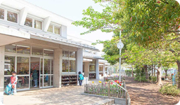 明星学園小学校