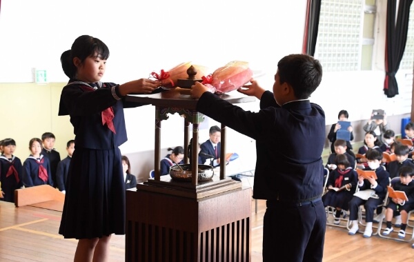 宗教講話会「花まつり」