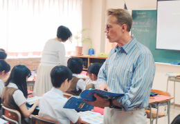 全身を使って身につける英語