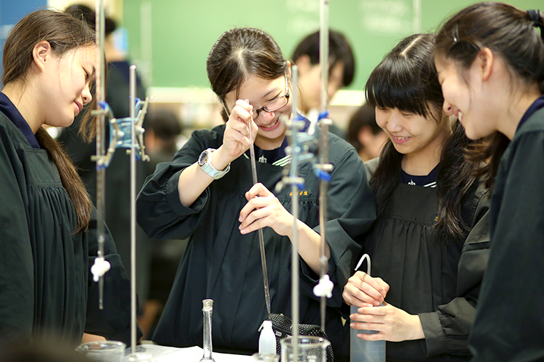 白百合学園中学高等学校フォトギャラリー