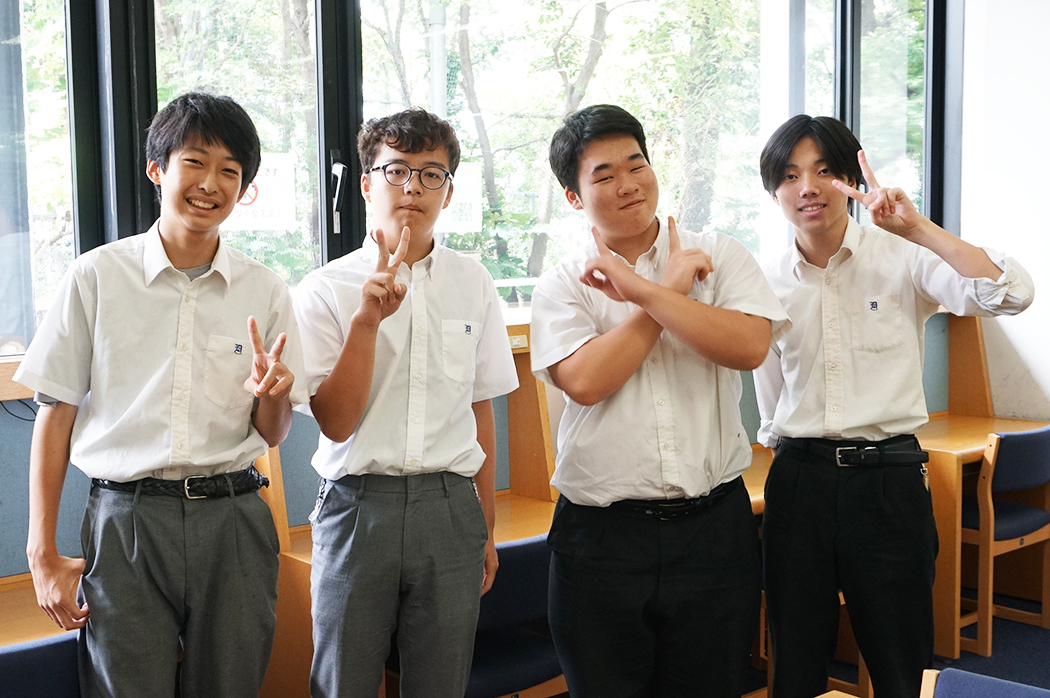 獨協医科大との連携プログラムに参加した獨協中高の皆さん