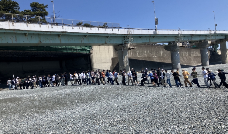 鎌倉の地引き網体験