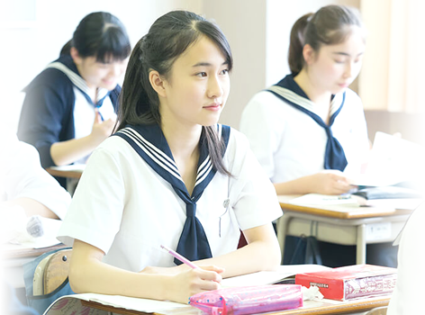授業を受ける生徒 授業を受ける生徒