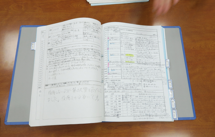 ダイアリーには生徒の努力の日々が記されている