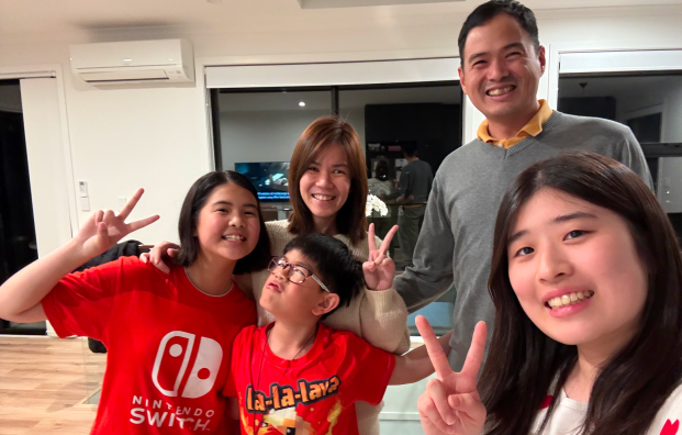 ホストファミリーと帰国前日に撮影。いつも相談にのってくれたり、遊びに行ったり、英語の勉強にも熱心に向き合ってくれたりと、本当に優しいファミリーでした