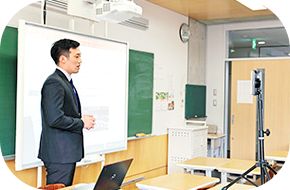 職業講話のようす 職業講話のようす