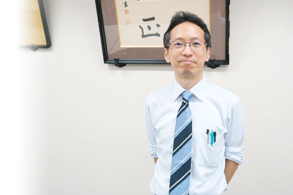 受験生にメッセージを送る押見先生 受験生にメッセージを送る押見先生