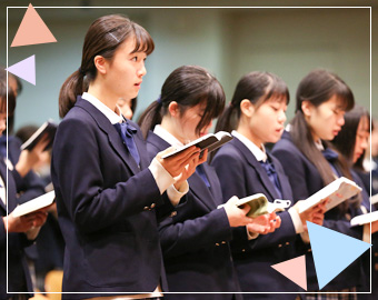 礼拝の様子(高等部)