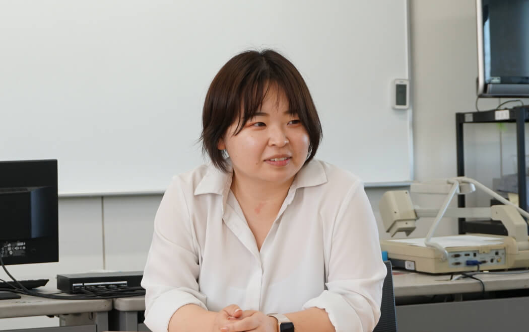 立花先生（英語科教諭・高3担任・ダンス部/JRC（青少年赤十字）部顧問）