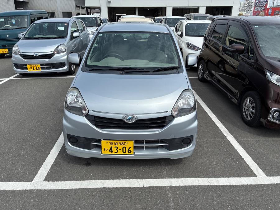 ミラ　イース