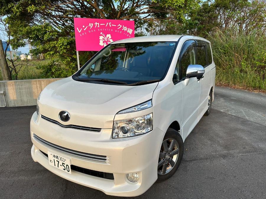 ⭐空港送迎付き ミニバン・1BOX⭐トヨタ ヴォクシー・ノア／最大８人乗り 禁煙車[AP]②