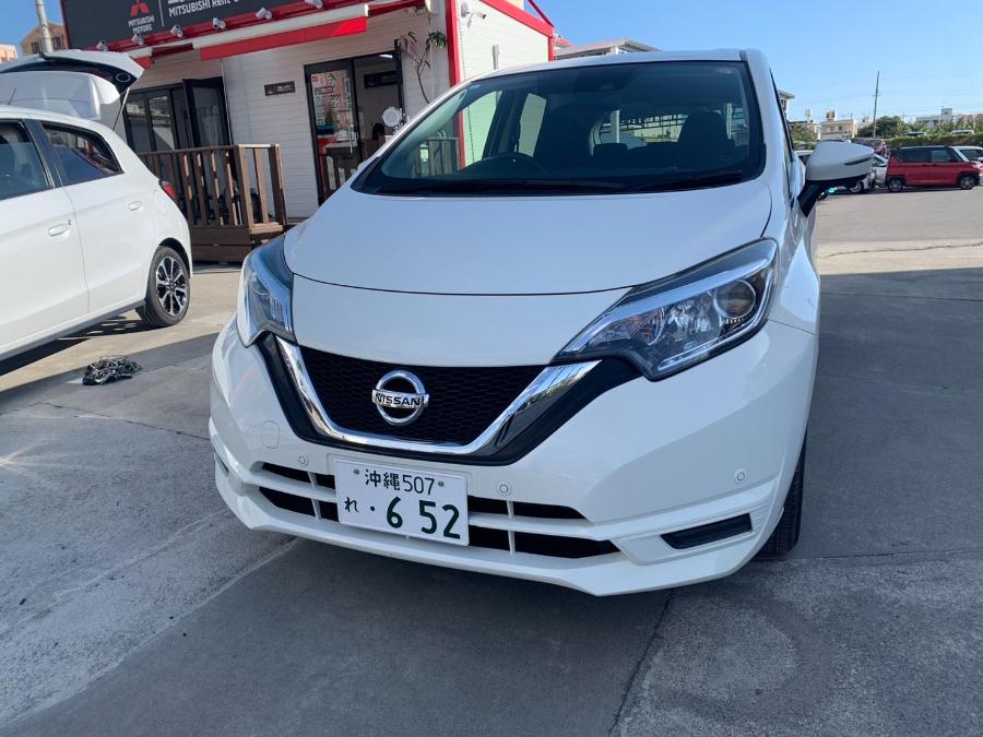 ノート【・652】ホワイト