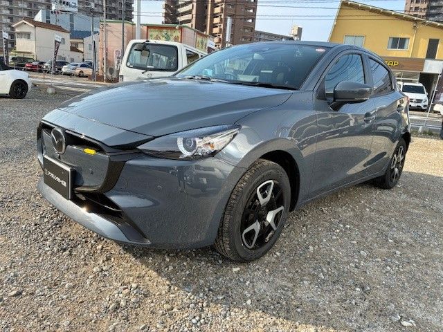 MAZDA2