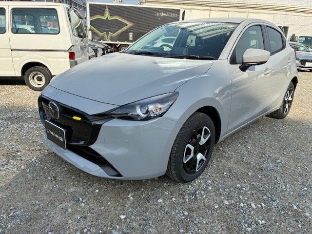 MAZDA2