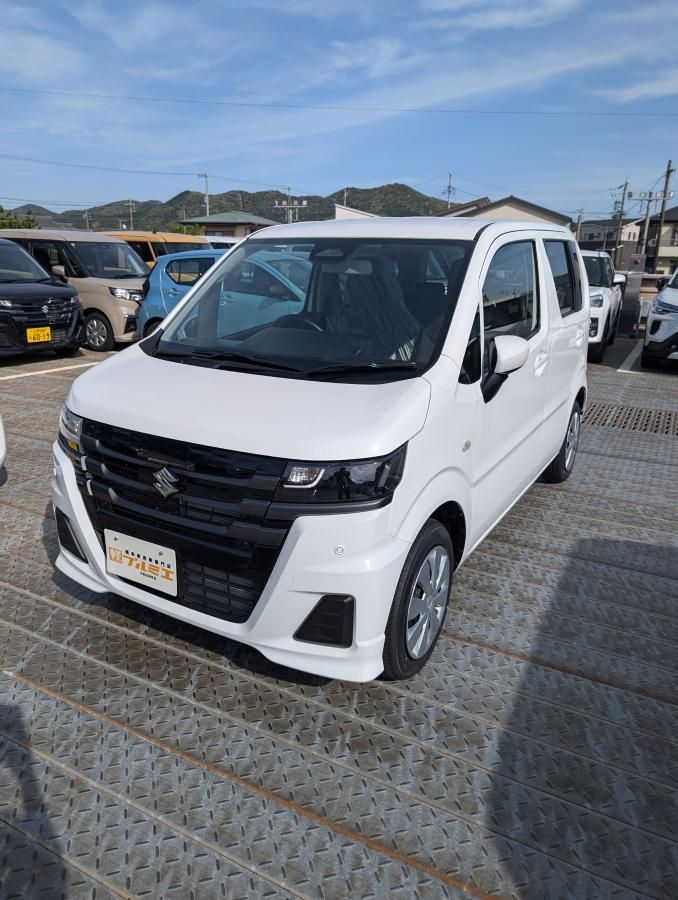 新型ワゴンＲ　オーディオレス【6024】R10/2/1車検満了