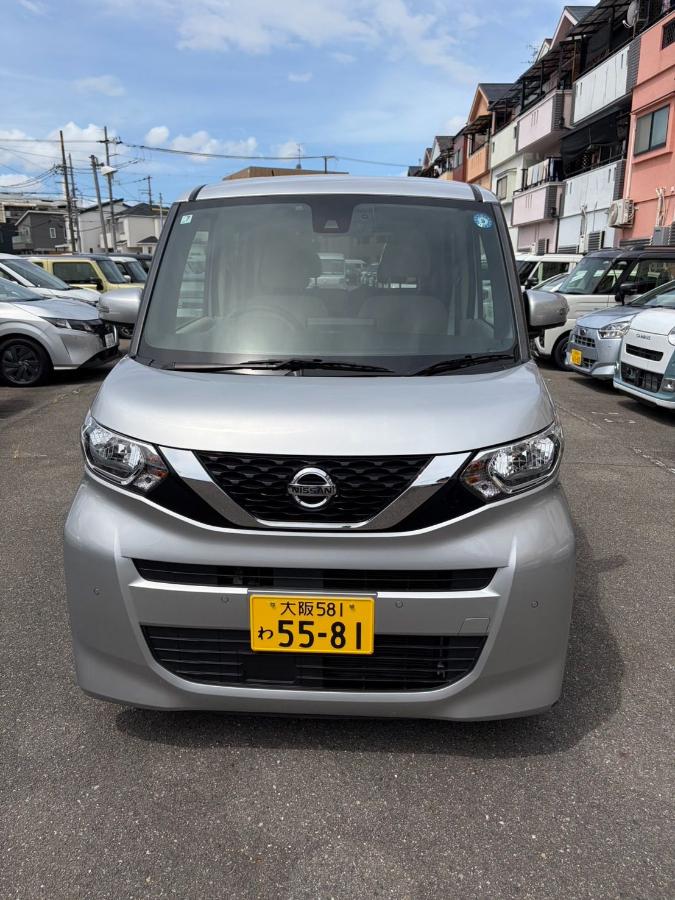 ルークス　ナビ付　バックカメラ付き