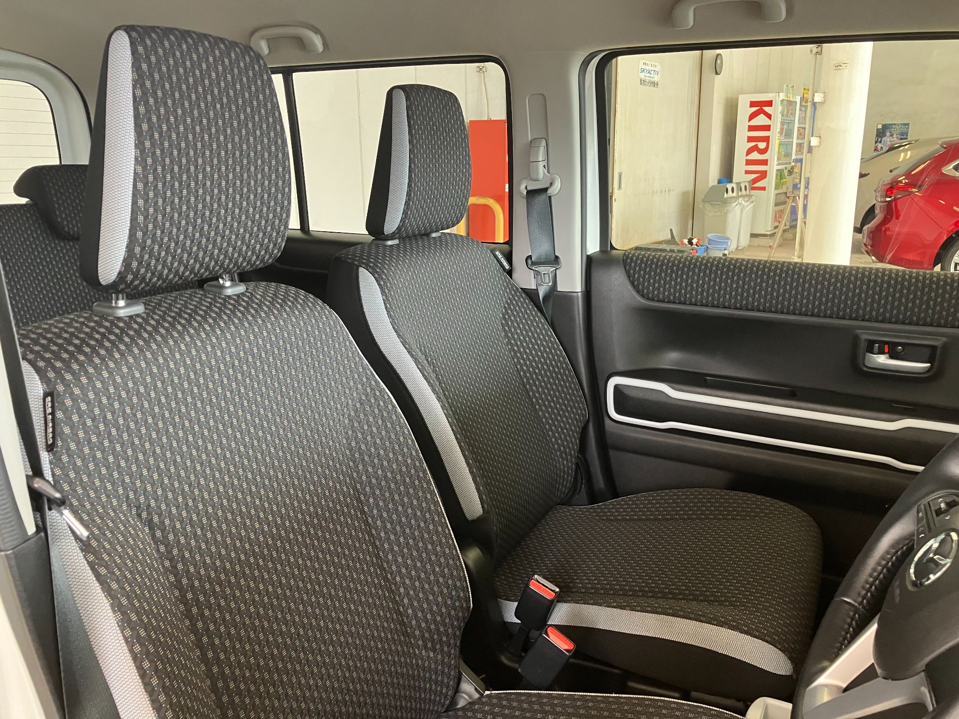フレアクロスオーバー｜車を探す｜マツダレンタカー