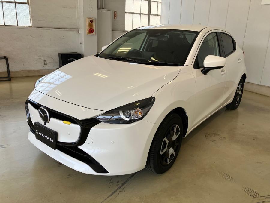 MAZDA2