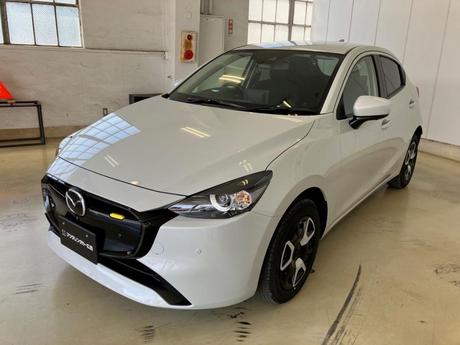 MAZDA2