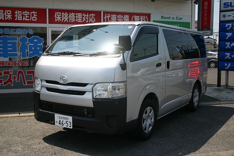 ハイエースバン