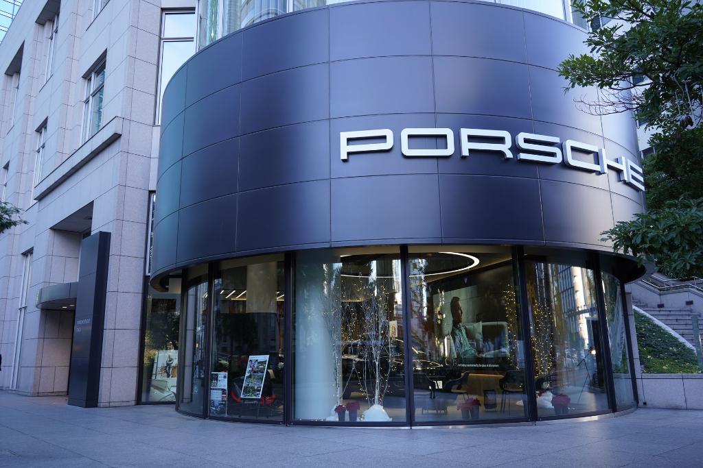 ポルシェスタジオ銀座