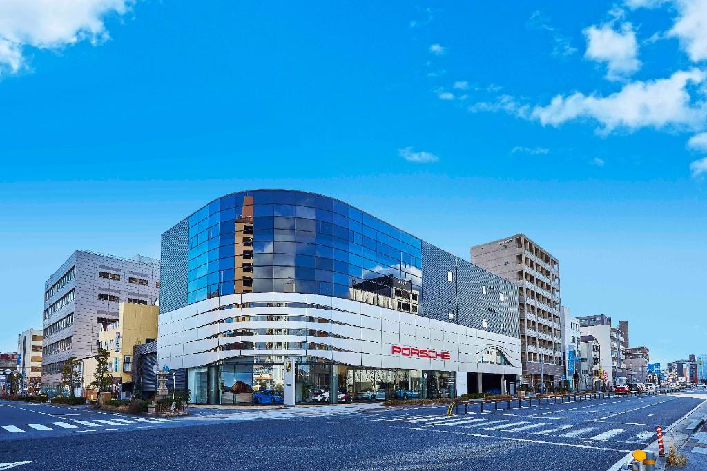 ポルシェセンター西宮