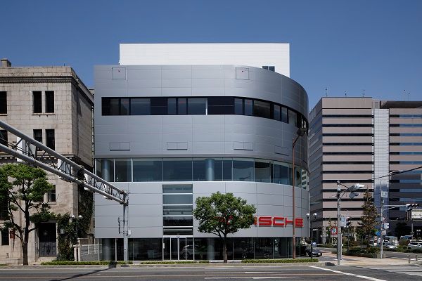 ポルシェセンター神戸