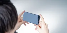 違法動画の視聴はバレる？開示請求や逮捕リスクとダウンロードしてしまった時の対処法