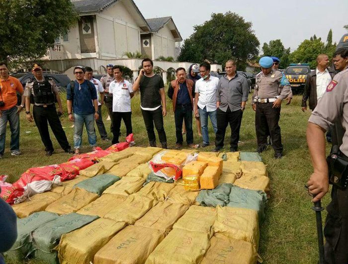 インドネシアで麻薬犯射殺急増