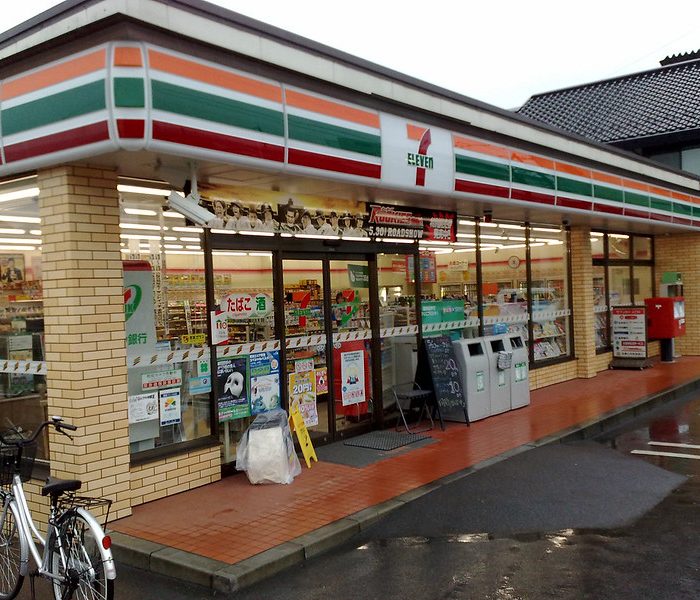 曲がり角に来たコンビニ業界