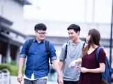 日本で急増する中国人留学生