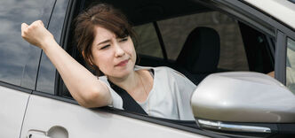 あおり運転の対策 対処法 正しく身の安全を守るマニュアル 交通事故弁護士ナビ