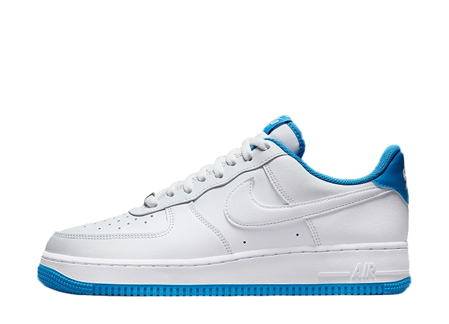 ナイキ エアフォース 1 ロー ホワイト/ユニバーシティ ブルー