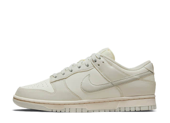ナイキ ダンク ロー セイル/ライト ボーンカシミアペール アイボリー
