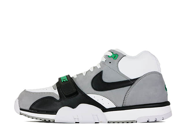 ナイキ エア トレーナー 1 "クロロフィル" ホワイト/ブラックミディアム グレー