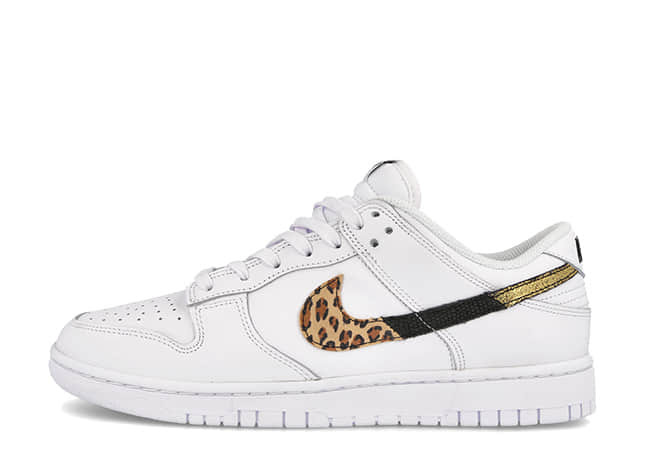 ナイキ ウィメンズ ダンク ロー Se ホワイト/マルチカラーホワイト