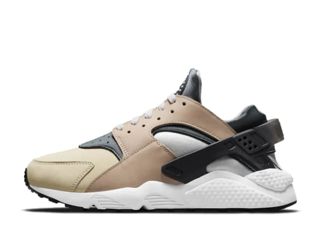 ナイキ エア ハラチ "エスケープ" ビスク/ストーム グレーロープホワイト