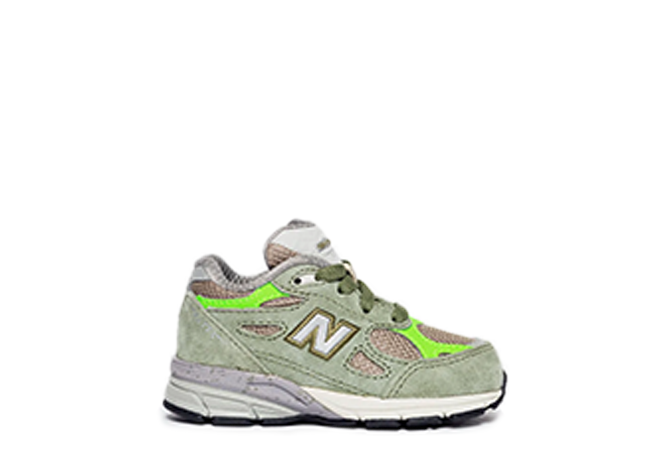 パタ × ニューバランス インファント 990V3 "キープ ユア ファミリー クローズ" オリーブ/グレー