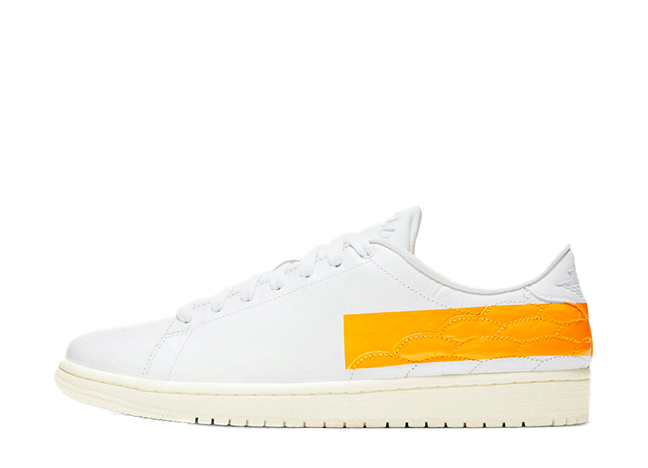 ナイキ ジョーダン センター コート "ホワイト/ユニバーシティゴールド"