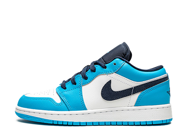 ナイキ エアジョーダン 1 ロー "Unc" ホワイト/ユニバーシティ ブルーブラック