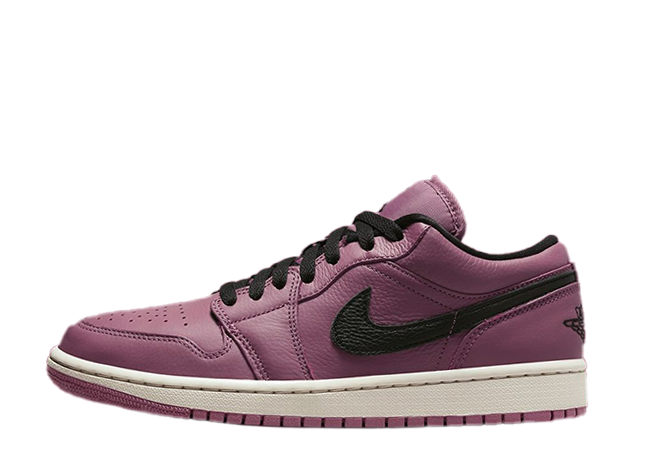 ナイキ ウィメンズ エアジョーダン 1 ロー Se マルベリー/ブラックライト ボーン